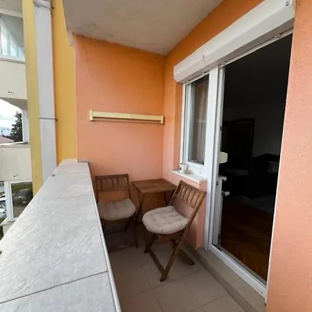 Sunny Day Apartment *