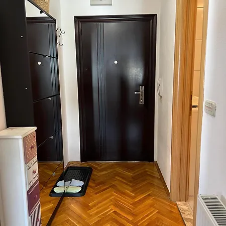 Apartment Sunny Day *